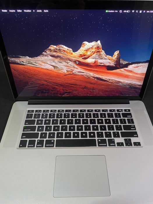 MacBook Pro 15" Retina A1398 – i7 / 16GB RAM / SSD 1TB + Rato Apple