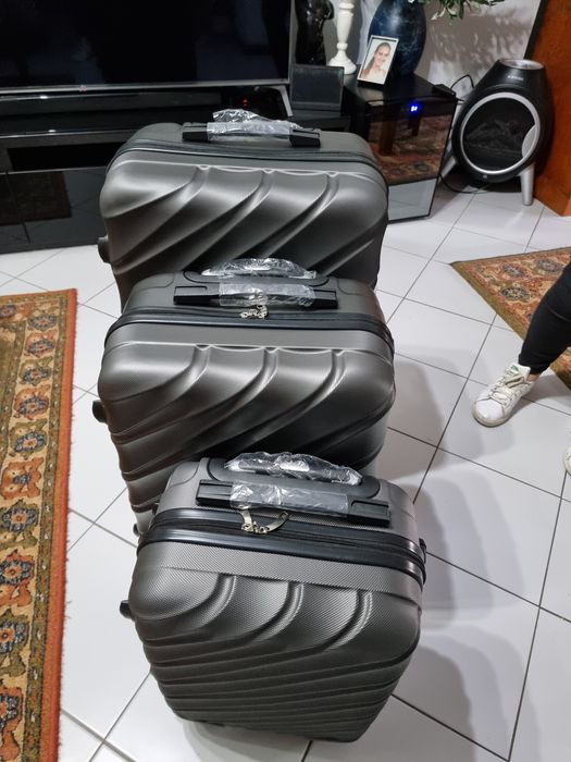 Conunto de 3 malas de viagem Novas