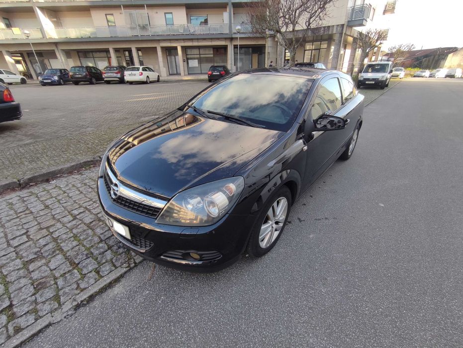 Opel Astra GTC 1.7 125 CV(Motor Isuzu)