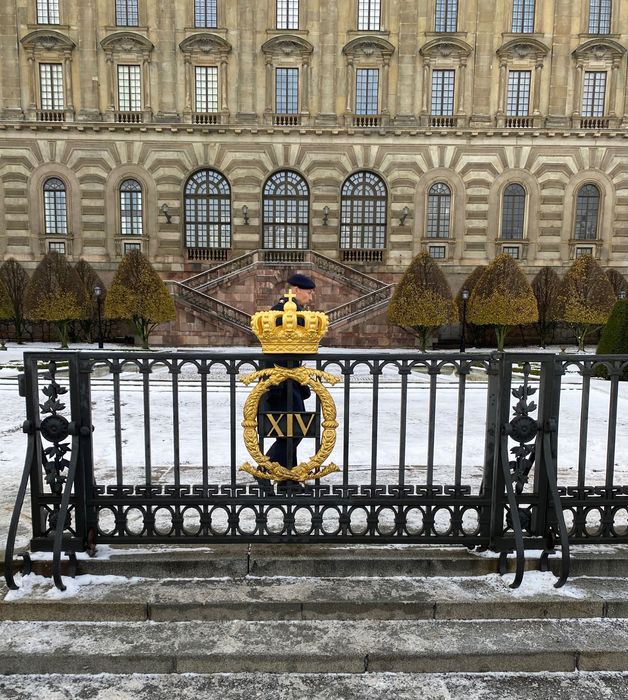 Кофта Guess ажурная