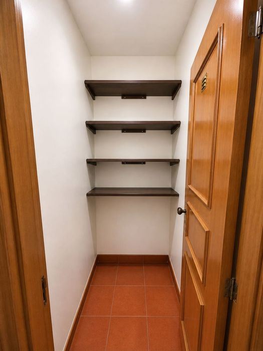 Apartamento T3 para arrendar R. Indepêndencia da Guiné