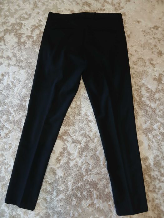 Стильні брюки від Zara 40р чол.