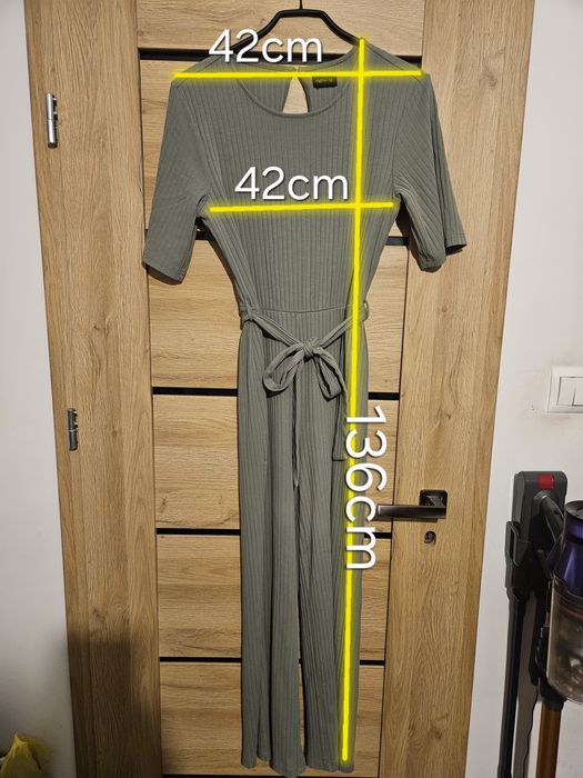 Damski kombinezon Even&Odd. Rozmiar M