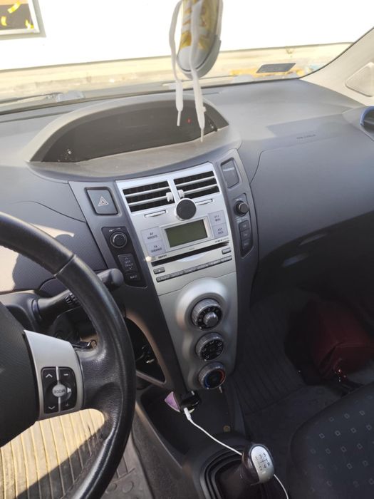 Toyota Yaris 1.0 2007rok