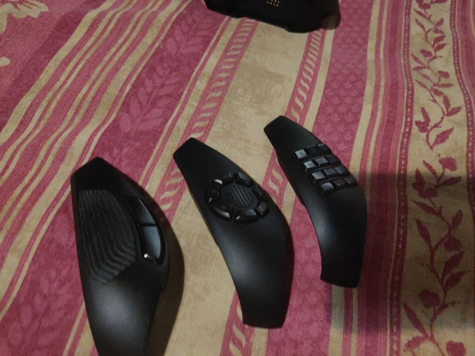 Rato Gaming Razer Naga Trinity