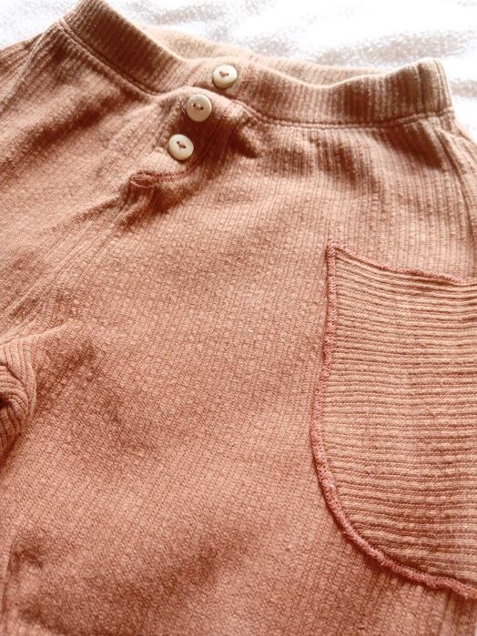 Conjunto Zara para Menino 3/4 Anos (104 cm) - 1 Calça e 1 Calção