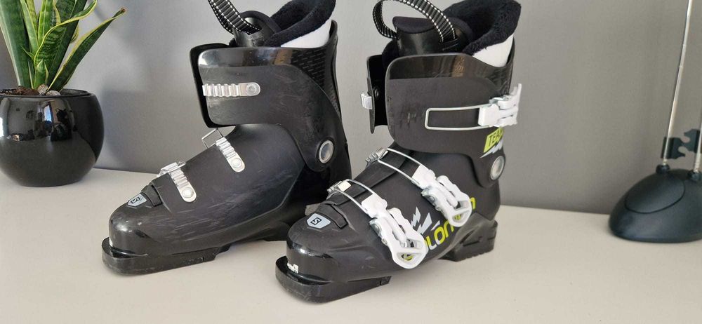 narty, buty, kijki dziewczęce młodzieżowe komplet