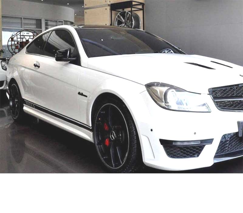 EMBALADEIRAS LATERAIS MERCEDES CLASE C W204 COUPE 11-14 LOOK AMG