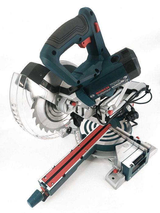 Pilarka ukosowa bosch gcm 305-216 d 216mm