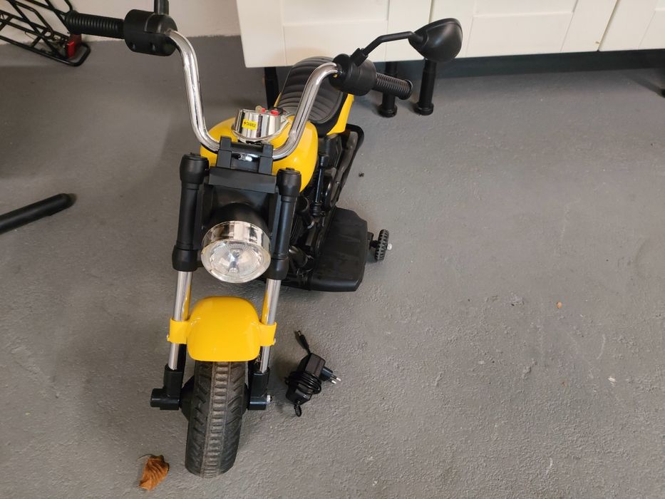 Motorek(jeździk) na akumulator