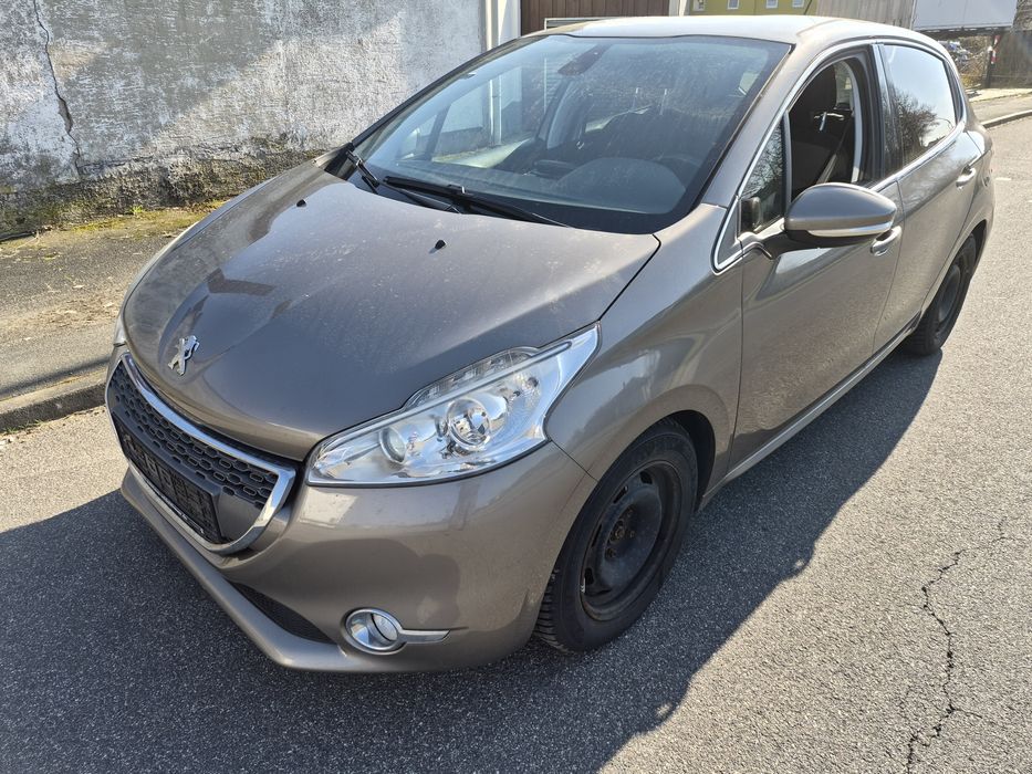 Peugot 208 1,6 hdi