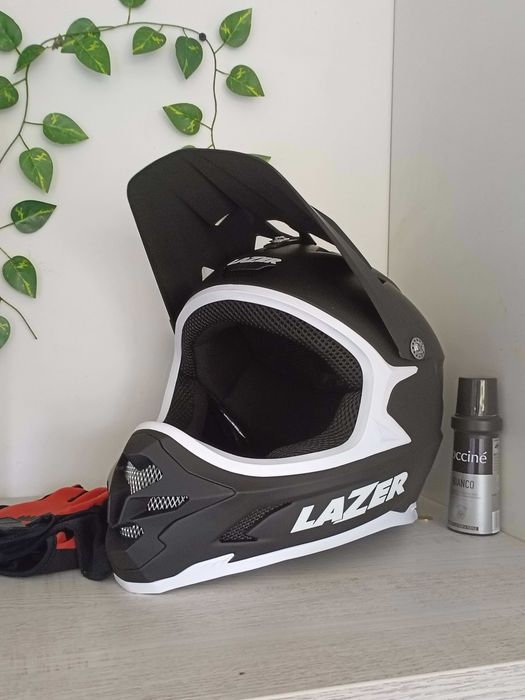 Kask cross/enduro LAZER – bardzo dobry stan