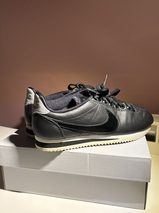Sapatilhas RARAS Nike Cortez Leather Triple Black (GS)