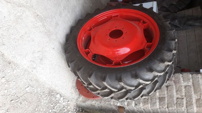 Koła wąskie do KUBOTA 9.5R28 R32 i R44 i R48 8.3R32 11.2R44 13.6R48