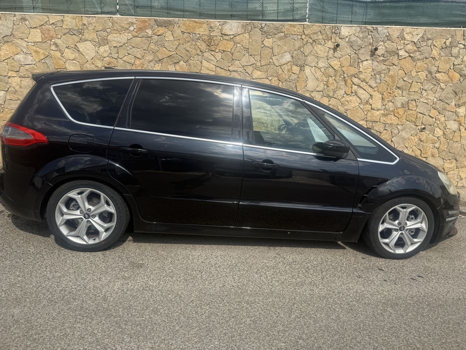 Ford smax titanium s