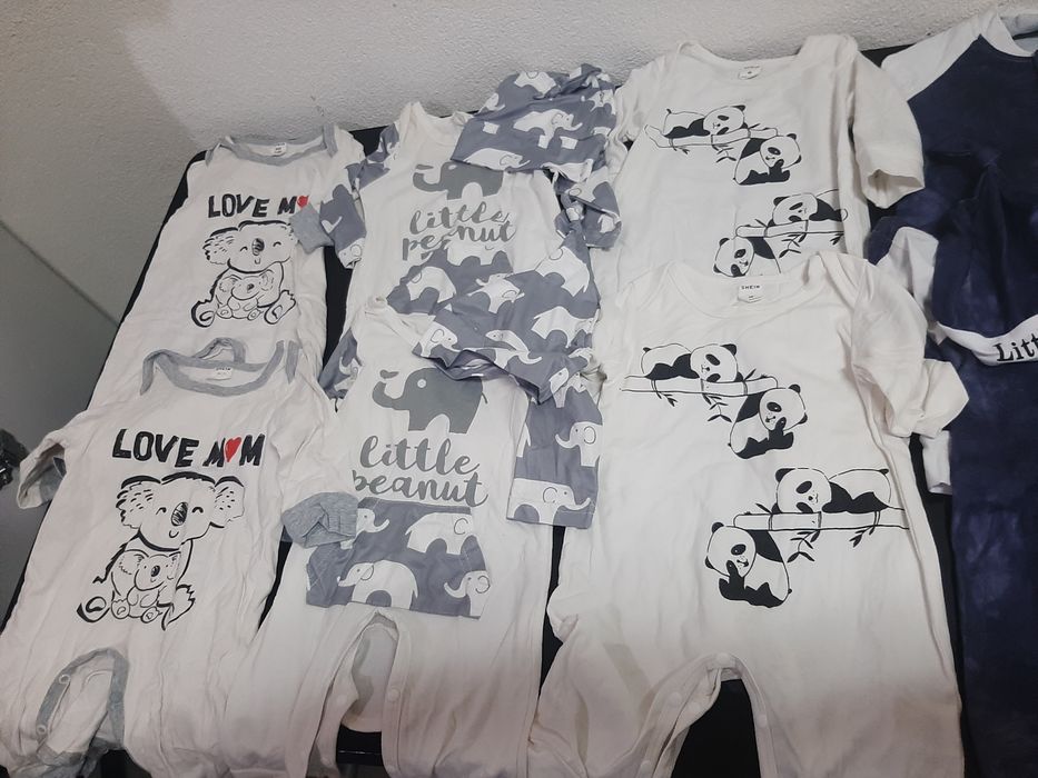 Pijamas e roupinhas interiores bebé gémeos 0-12 meses