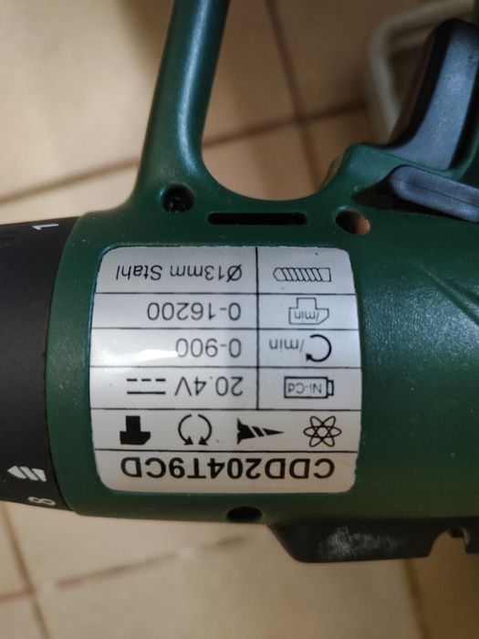 Wkrętarka akumulatorowa z baterimi i ładowarką JIN DING 20,4 V