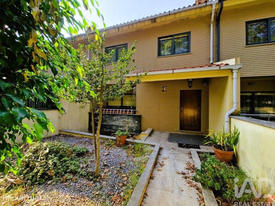 Casa / Villa T5 em São Mamede de Infesta e Senhora da Hora de 294,00 m