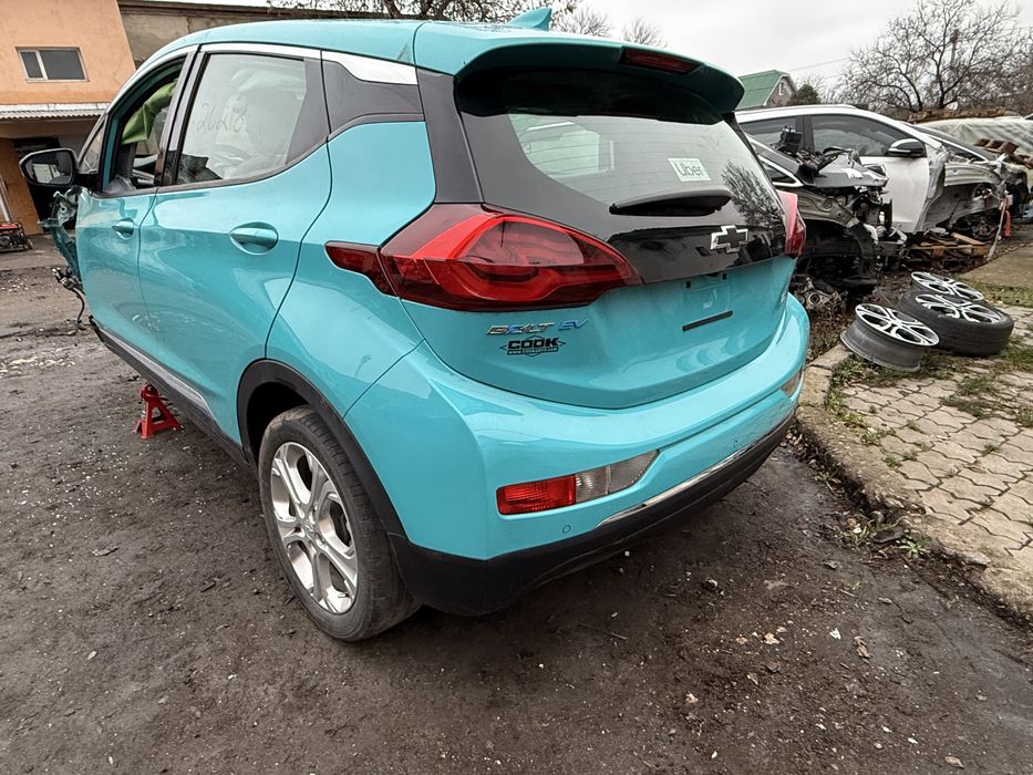 Задний бампер Chevrolet Bolt EV цвет 322Е в сборе