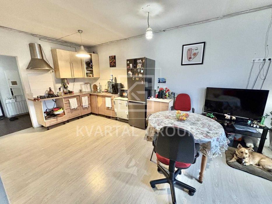 Кутовий таунхаус з власним укриттям, поряд озеро БЕЗ КОМІСІЇ