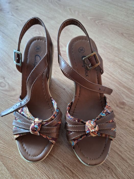 Buty sandałki rozmiar 36