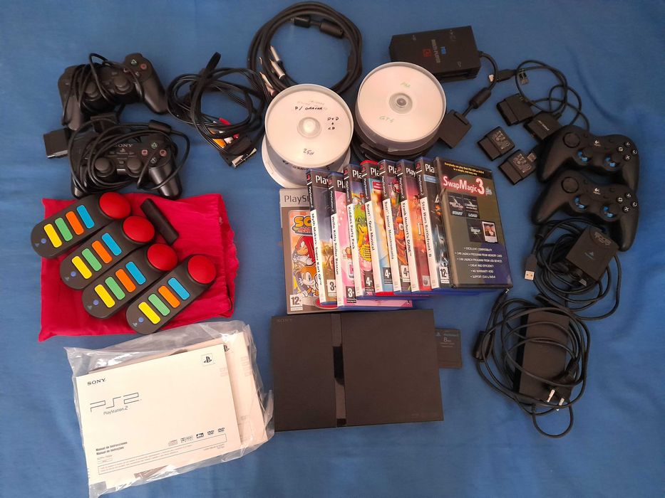 Conjunto de acessórios para Play Station 2 mais consola para peças