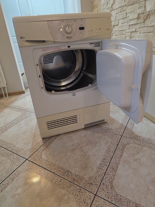 Suszarka WHIRPOOL model AWZ8992
