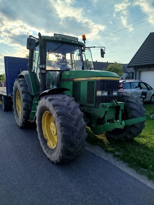 Sprzedam John Deere 6910
