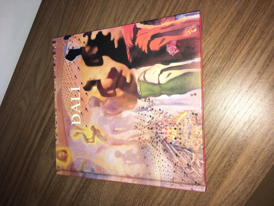 Livro Dali