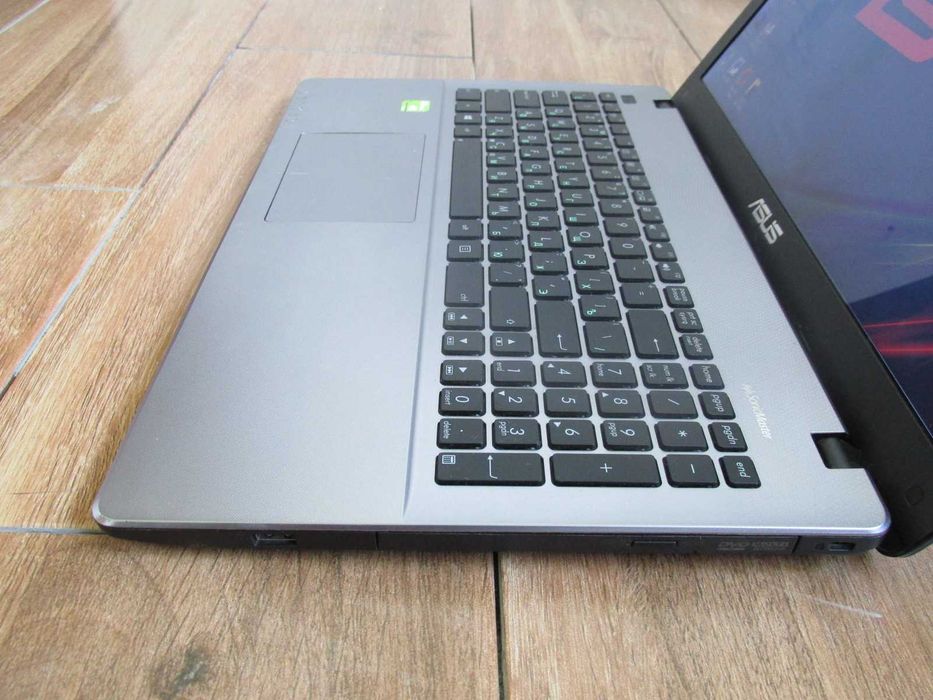 Ігровий Asus/+і7 8покоління!8-ядр 4.2GHz+nVIDIA Geforce 4Gb+16Gb, Ноутбук