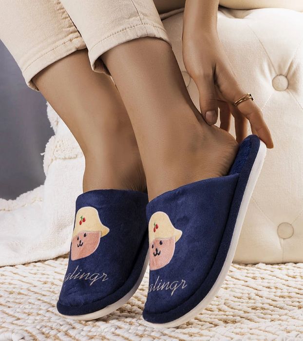 Granatowe miękkie kapcie Diealings