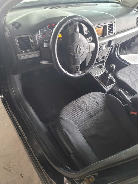 Opel Vectra 1.9 CDTI 120 KM