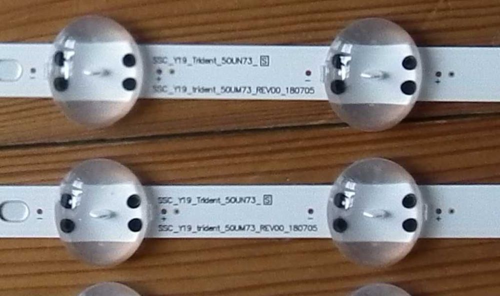 Listwy LED SSC_Y19_Trident_50UM73 LG 50"