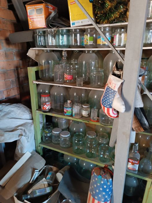Банки різного об'эму консервація