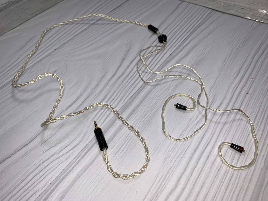 Cabo de auscultadores ISN Audio S4 MMCX – 2.5mm