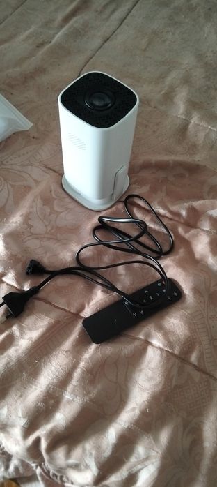 Vendo projetor p30 pro Android 14