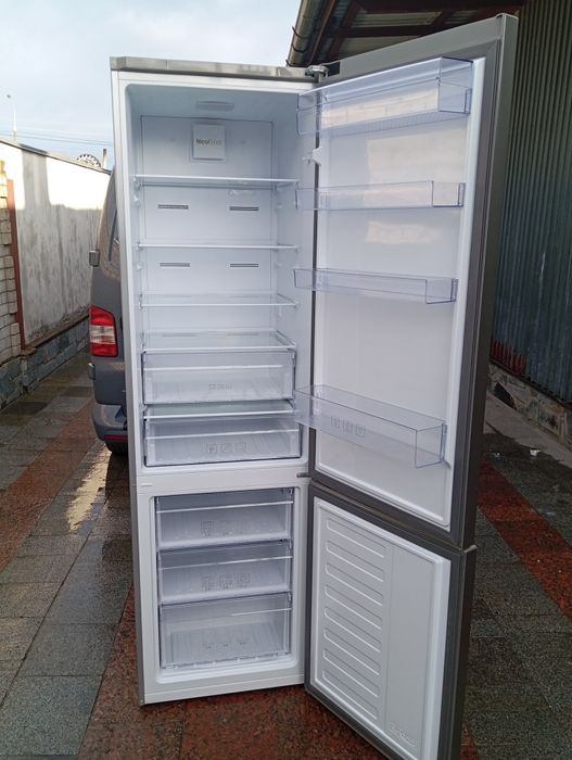 Холодильник BEKO K60400NE No-Frost 200см INVERTER A+++ из Германии