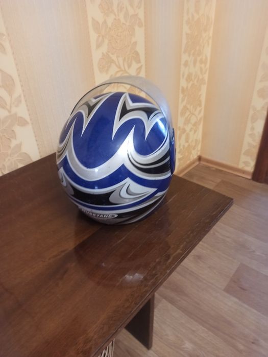 Продам шлем СРОЧНО.