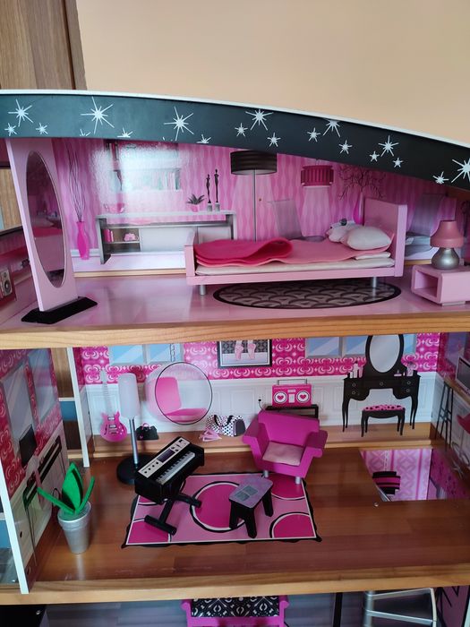 Drewniany domek dla lalek barbie kidkraft