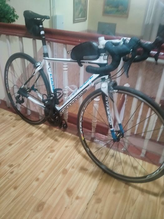 Rower szosowy carbon hi- moond