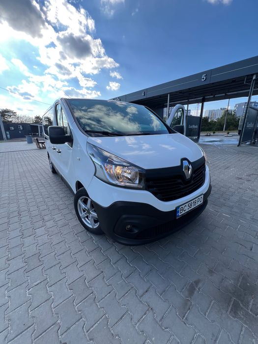 Renault Trafic (повний пасажир)