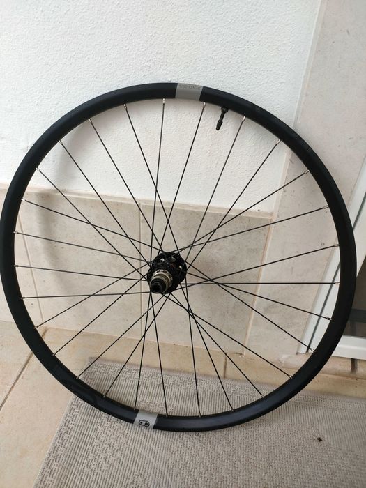 Rodas 29 Crankbrothers Synthesis Cubos de rolamentos NOVATEC