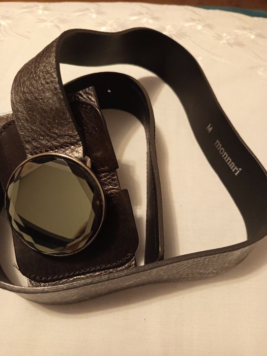 Pasek skórzany Monnari - całkowita długość 104cm.