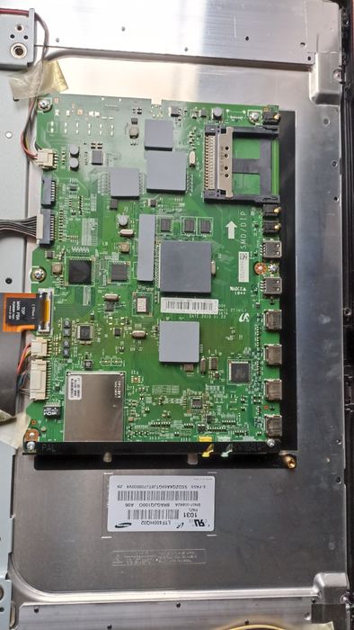 Запчастин Bravis 42, Samsung 40,32 HITACHI 32