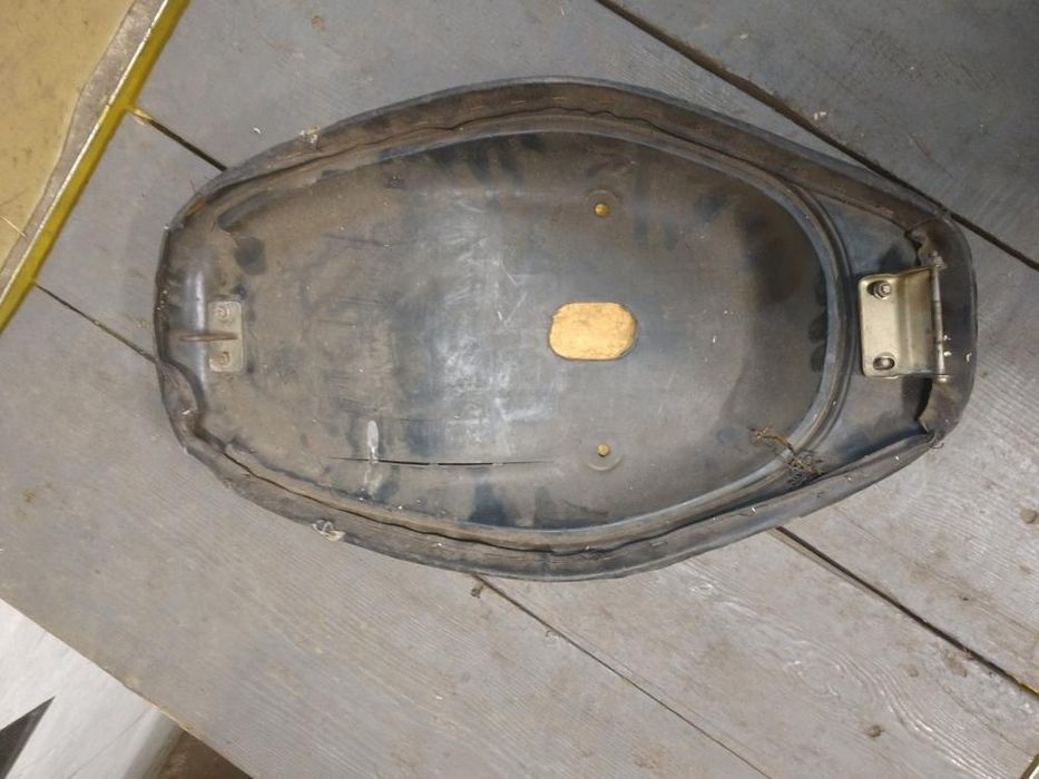 Сидушка скутер Китай