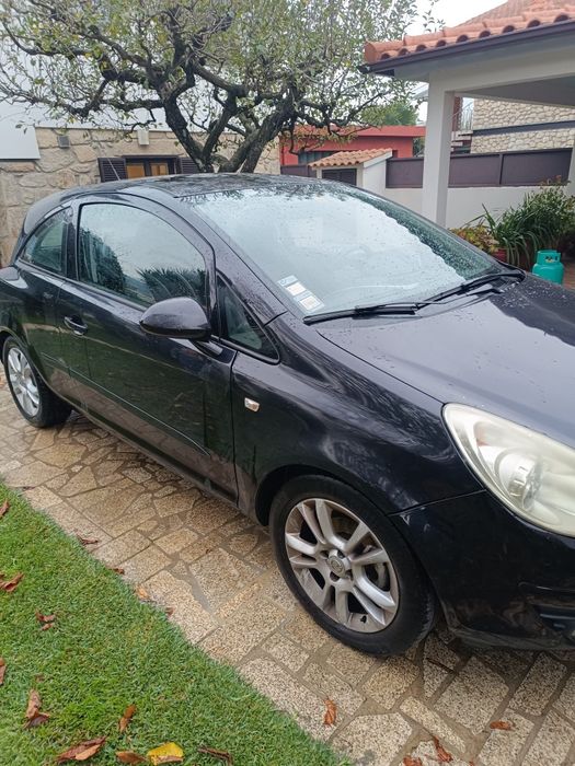 Opel Corsa D 1.2 gasolina