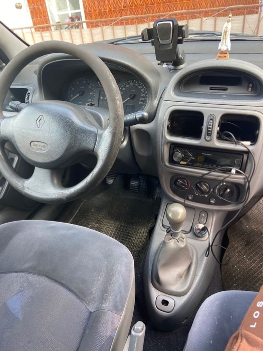 Clio 99 1.2 Gasolina