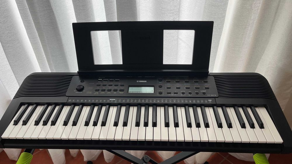 Teclado Portátil Yamaha