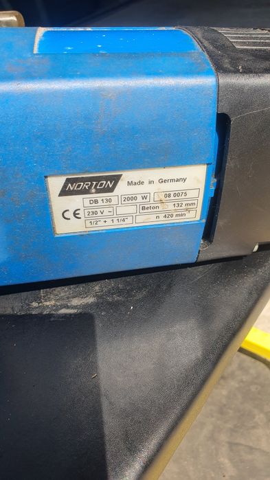 Wiertnica do przewiertów w betonie.Norton 230V