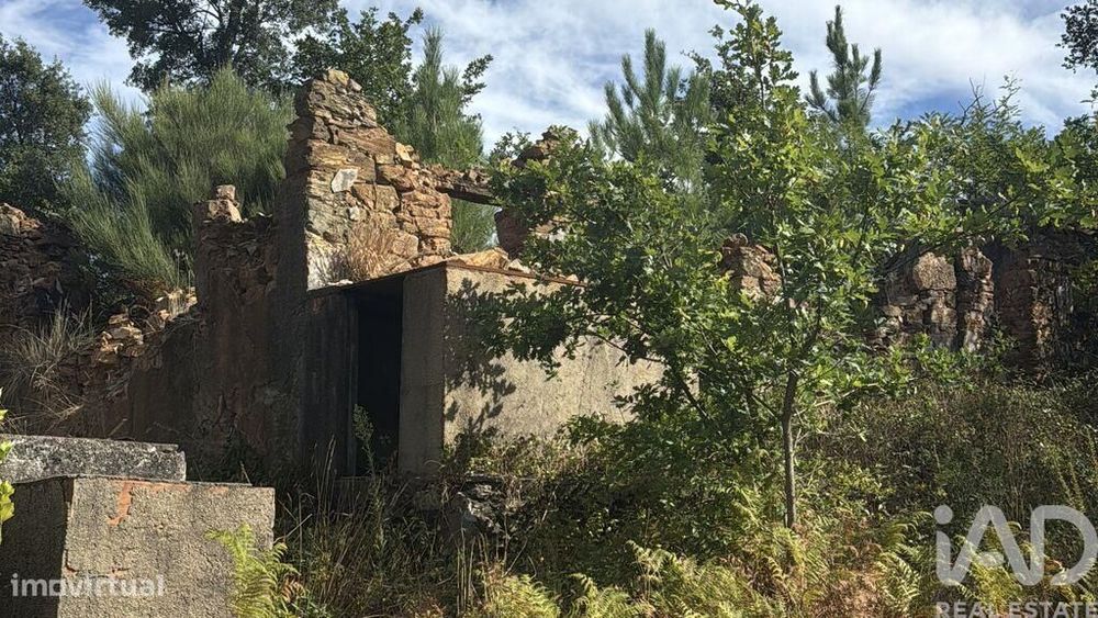Moradia isolada em Graça de 63 m2
